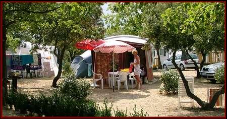 Kampeerplaats - Standplaats - Camping Les Silhols