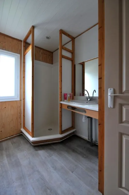 Location - Lodge Chalet Twin 65M²+35M² - image n°5 - Camping Chadeyron