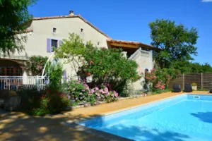 Locatif - Maison Mas avec piscine privée 480m² - Camping Chadeyron