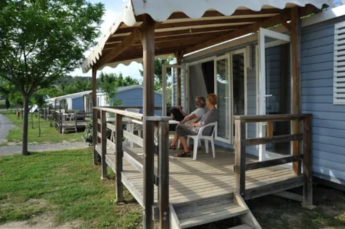 Mietunterkunft - Mobilheim 2 Zimmer Riviera  27,5M² +Klimaanlage - image n°2 - Camping Chadeyron