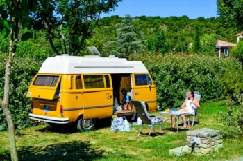 Stellplatz - Stellplatz Standard - Camping Chadeyron