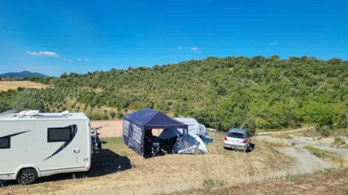 Stellplatz - Lage Mit Aussicht Und Sonnig - image n°2 - Camping Chadeyron