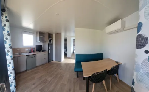 Mietunterkunft - Premium Mobilheim 2026 Mit Aussicht Und Klimaanlage 2 Schlafzimmer 4 Personen - image n°3 - Camping Chadeyron