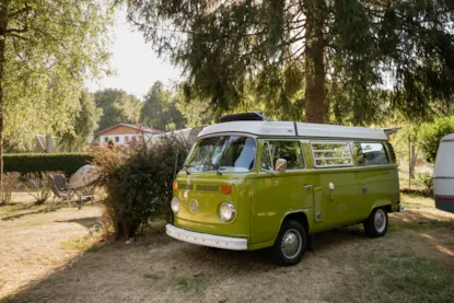 Forfait Confort : 2 Pers + 1 Tente/Caravane/Camping-Car+1 Voiture+Électricité