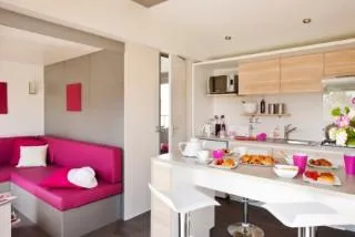 Location - Cottage **** 2 Chambres, Climatisé - image n°2 - YELLOH! VILLAGE - DOMAINE DE L'ESQUIRAS