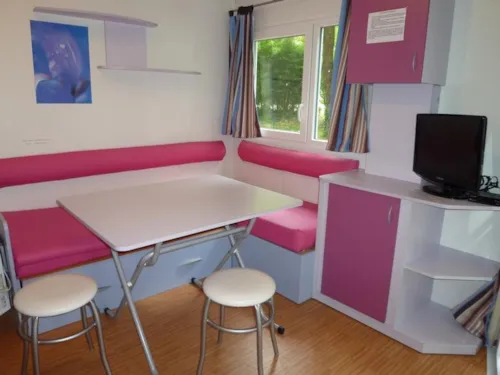Mietunterkunft - Mobilheim Famille 29M² - Mit Integriertem Überdachte Terrasse Und 2 Zimmer - image n°3 - Camping MAUI