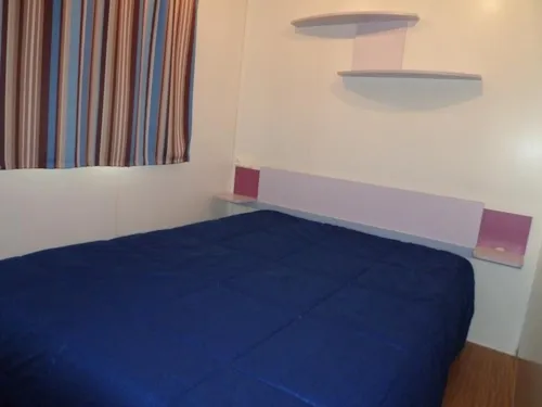 Mietunterkunft - Mobilheim Famille 29M² - Mit Integriertem Überdachte Terrasse Und 2 Zimmer - image n°5 - Camping MAUI