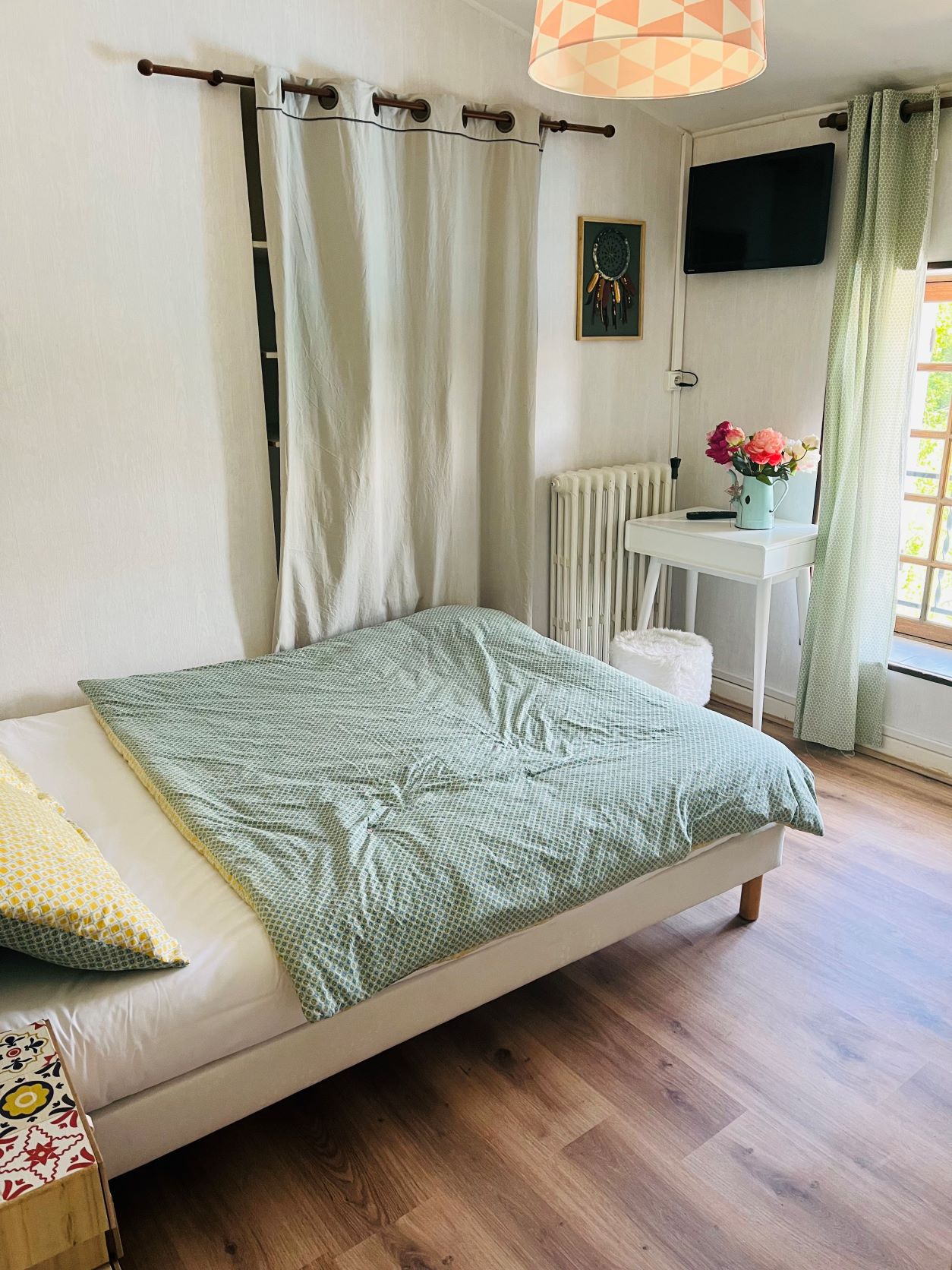 Bedroom - Standard Room Air-Conditioning - LA BOHEME Camping Hôtel