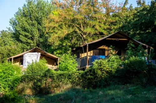Accommodation - Chalet Lodge Kenya 34M² Vue Riviere  Cuisine Et Salle De Bains - image n°3 - Camping MAUI