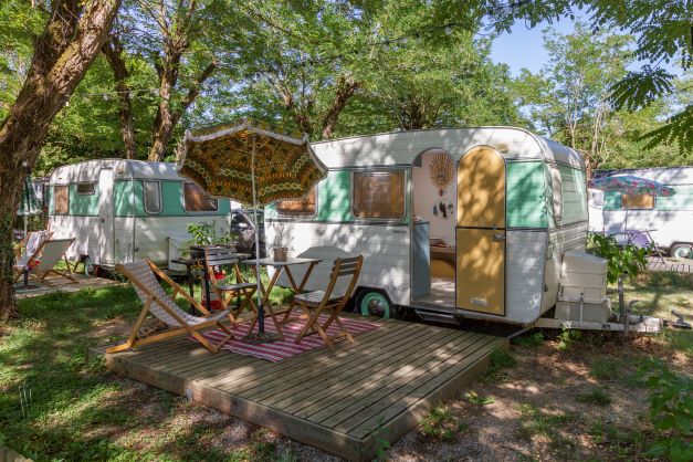 Huuraccommodatie - Caravan Vintage - LA BOHEME Camping Hôtel