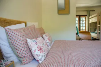Zimmer - Schlafzimmer Familie - LA BOHEME Camping Hôtel