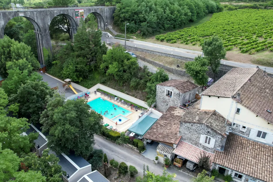 Camping Les Rives d'Auzon