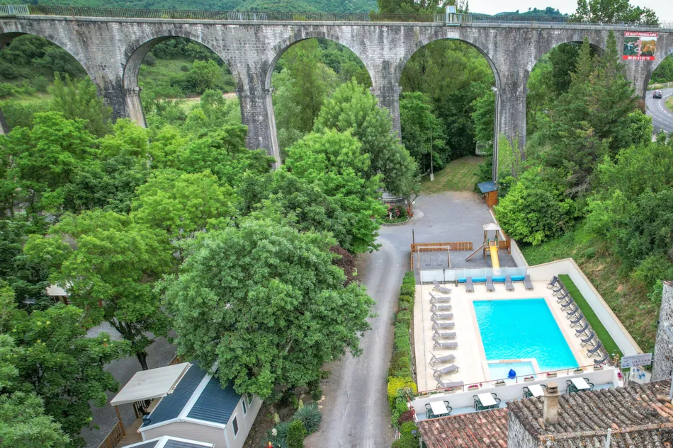 Camping Les Rives d'Auzon