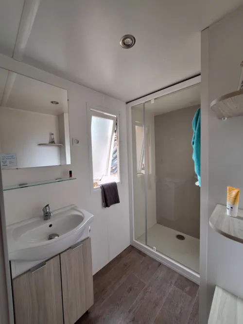 Accommodation - Mobile-Home Confort - image n°6 - Camping Les Rives d'Auzon