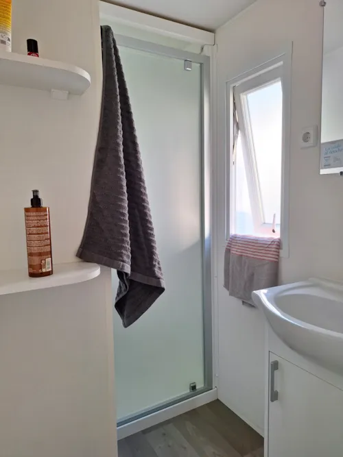 Accommodation - Mobile-Home Confort - image n°6 - Camping Les Rives d'Auzon