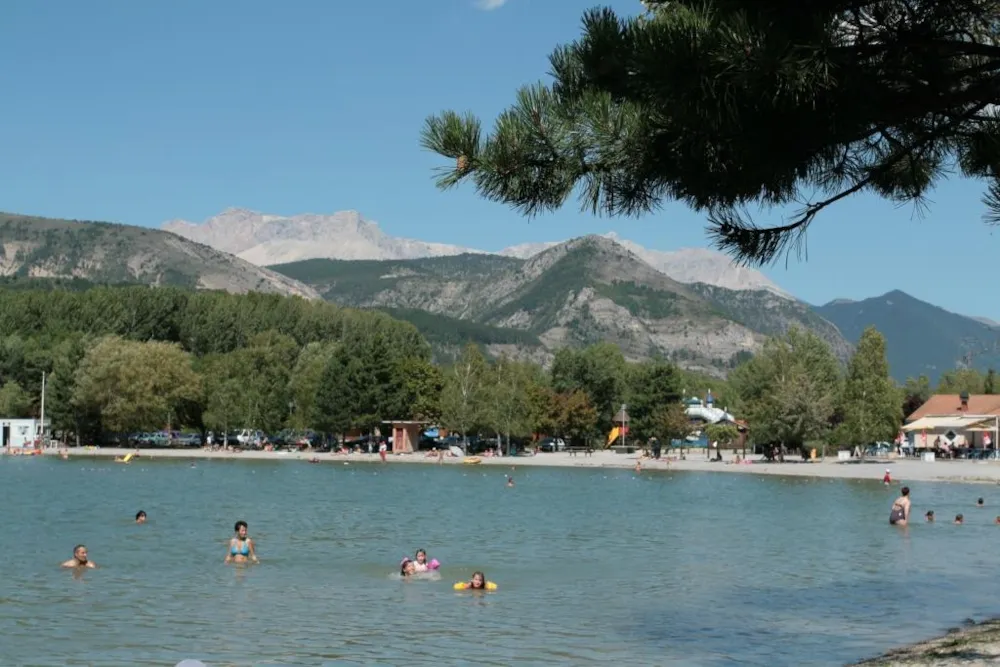 Camping Les Rives du Lac