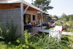 Huuraccommodatie(s) - Chalet Luxe : 2 Slaapkamers, 2 Badkamers, 2 Toiletten, Keuken, Elektrische Grill, Privé Jacuzzi - Camping Les Rives du Lac
