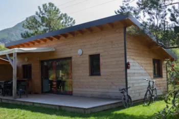Mietunterkunft - Chalet : 3 Schlafzimmer, Badezimmer, Wc, Küche, Elektrogrill - Camping Les Rives du Lac