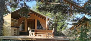Mietunterkunft - Bungalow Twins: 2 Schlafräume In Zwei Getrennten Zelten, Badezimmer + Wc, Küche - Camping Les Rives du Lac