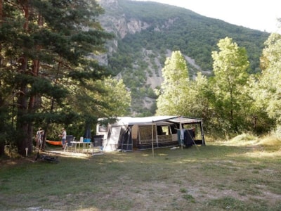 Pitch XL (+200m²) + Car