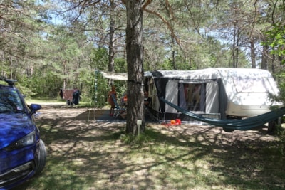 Pitch XL (+200m²) + Car