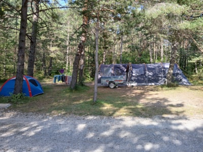 Pitch XL (+200m²) + Car