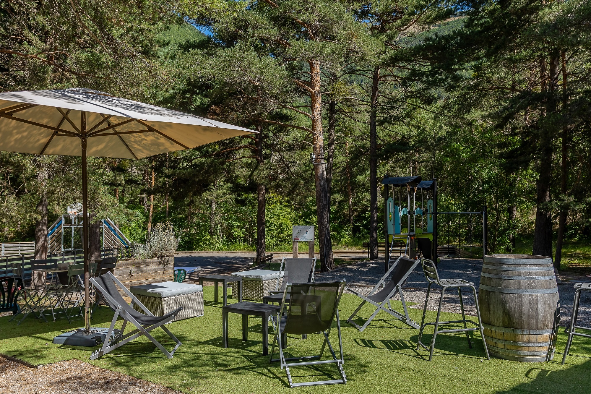 LE PARC DES SERIGONS — Photo 2