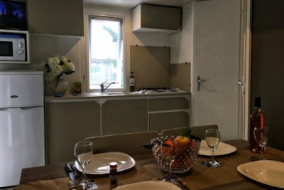 Loggia Confort 22m² - 2 bedrooms + air-conditioning + TV - Half-covered terrace 6m²
