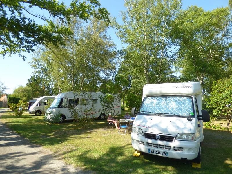 Motorhome Or Van Pitch Including 10 Amp Electricity