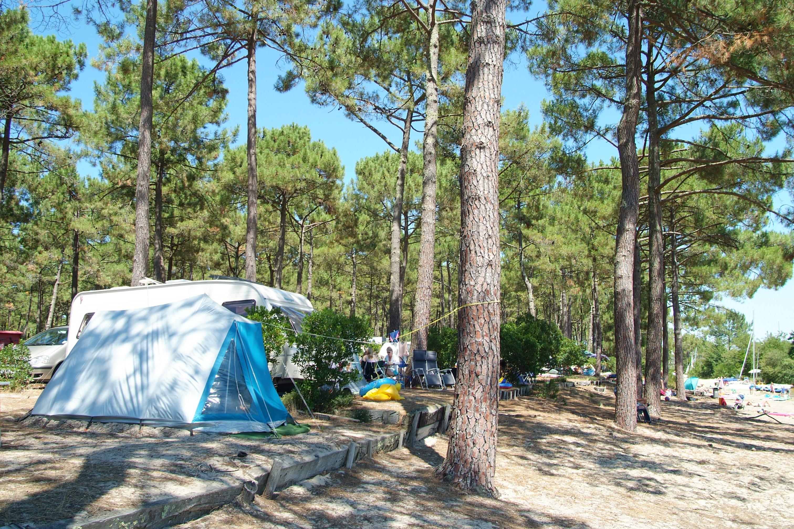 Emplacement - Emplacement Confort - Camping le Tedey