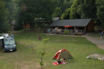 Pitch with car + tent/caravan