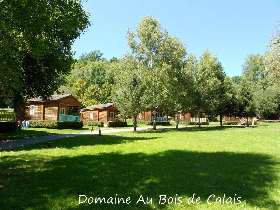 Location - Chalet Arbre : 2 Chambres + Tv, - Au Bois de Calais