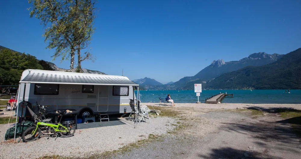 Camping International du Lac Bleu - image n°1 - Camping2Be