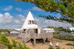 Mietunterkunft - Lodge Magic Tipi - 1 Schlafzimmer - Camping Sandaya Domaine le  Midi