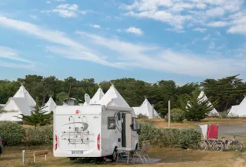 Stellplatz - Stellplatz Am Strand Für Wohnmobile ** - Camping Sandaya Domaine le  Midi