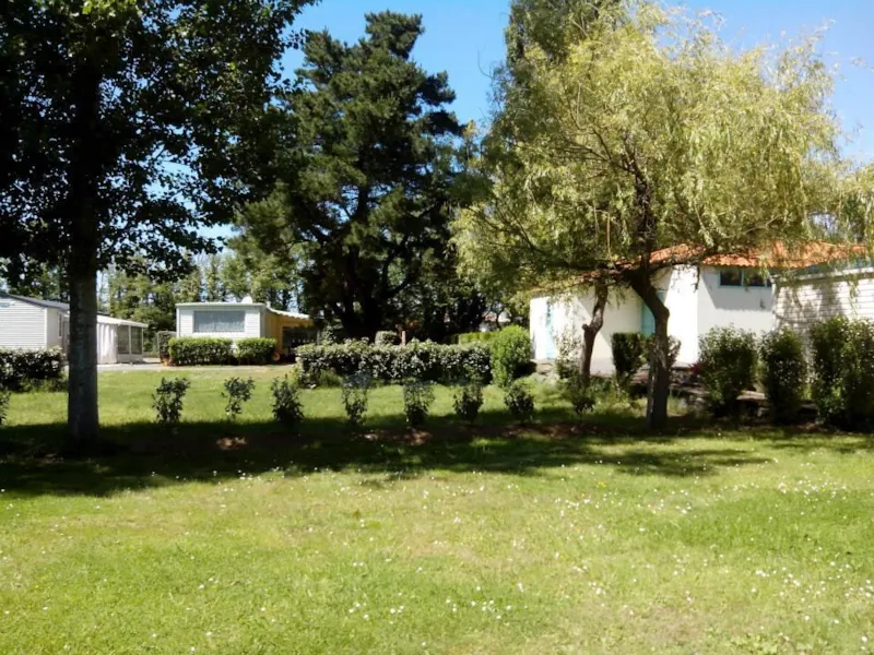 Emplacement Électricité À La Nuitée