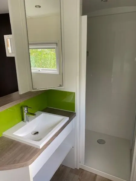 R- Mobil-Home Méditerranée  3 Ch