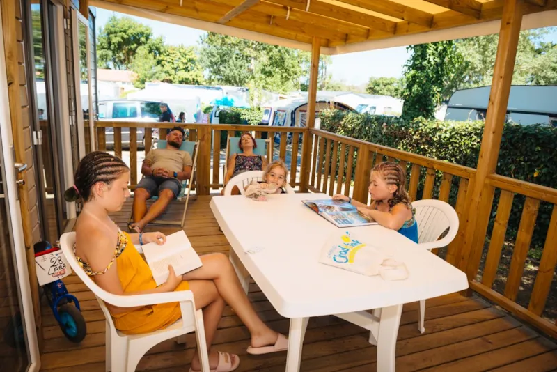 C- Mobil-Home Caraïbes Climatisé 2 Chambres