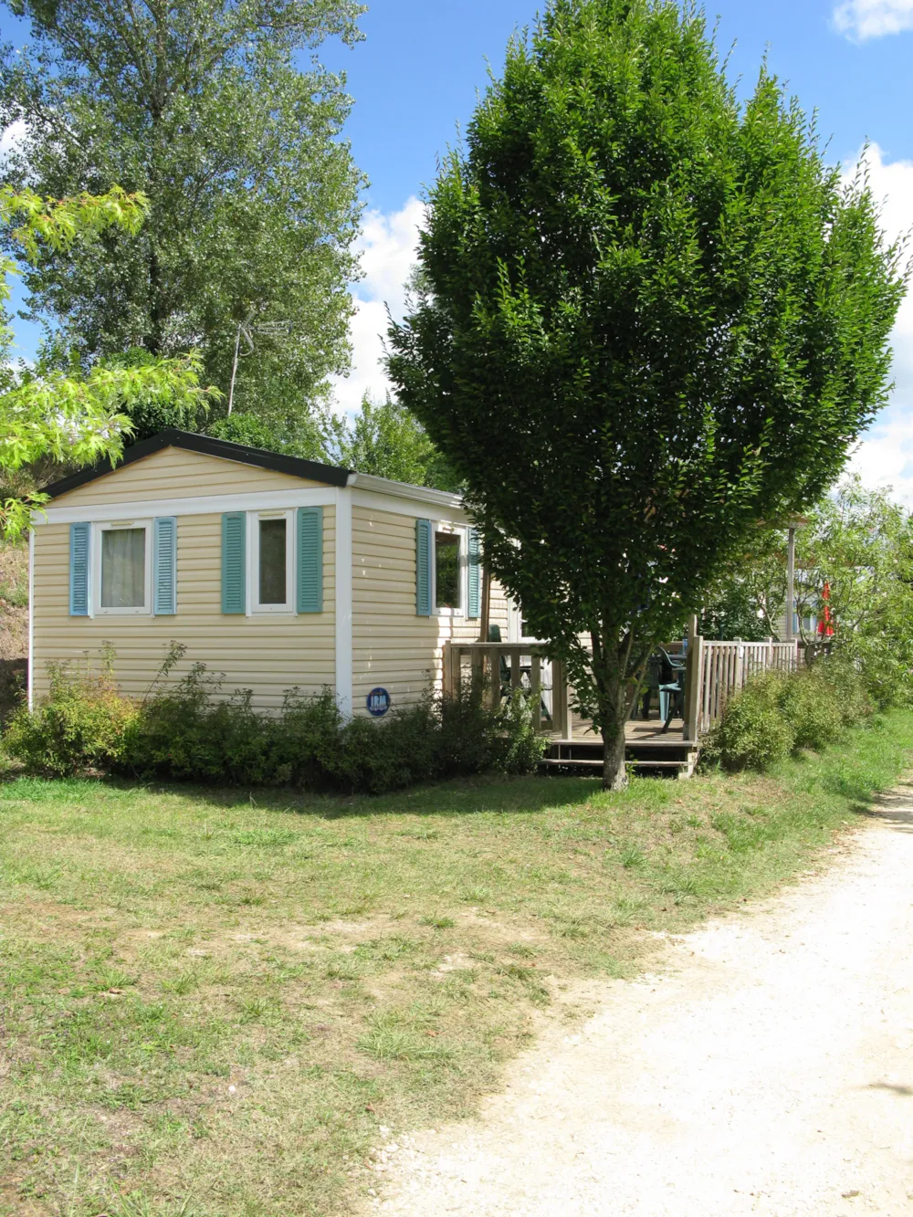 Location - Mobile Home 2 Chambres 4 Couchages Avec Sanitaires - 23 À 29 M² - CAMPING LA BASTIDE