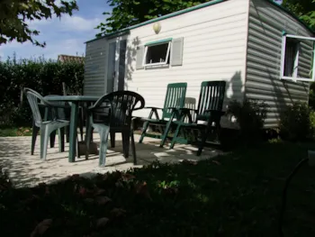 Mietunterkunft - Mobilhome 2 Schlafzimmern - Ohne Sanitärausstattung Bambi 15 M² - CAMPING LA BASTIDE