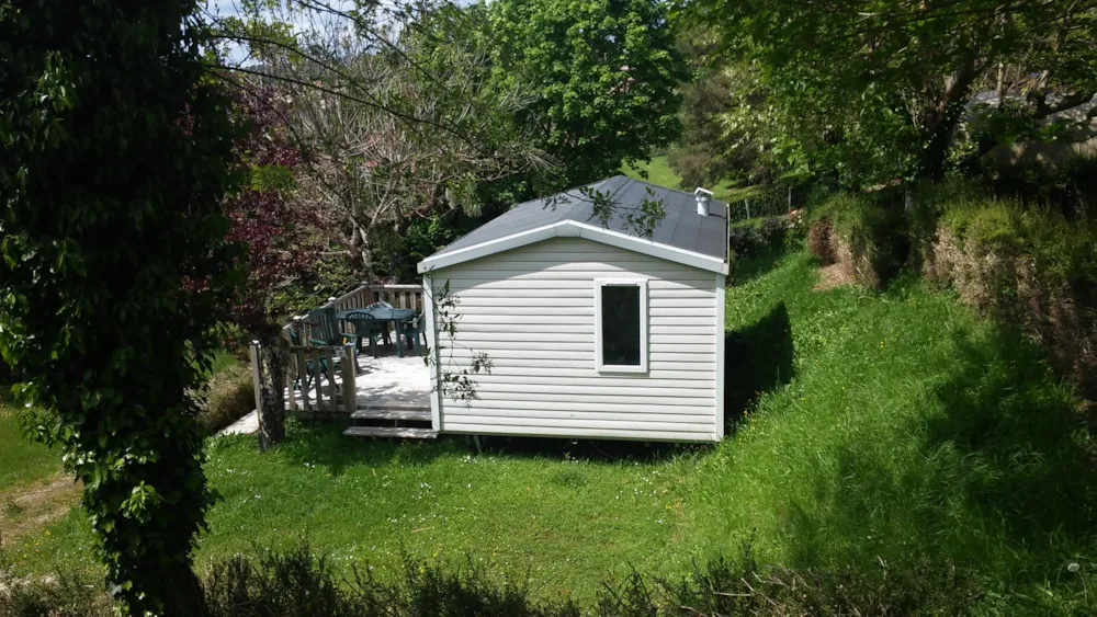 Alojamiento - Especial Viernes / Viernes - 2 Habitaciones Con Instalaciones Sanitarias - CAMPING LA BASTIDE