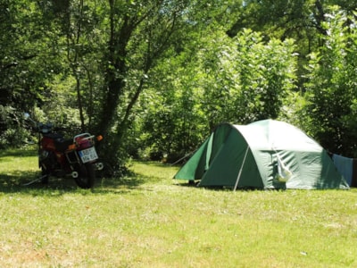 Camping pitch for 2-wheels travelers (bicycle - motorcycle)