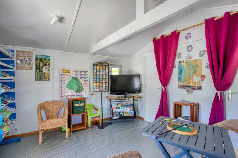 Mobile Home 2 Chambres 5 Couchages Avec Sanitaires - 23 À 29 M²