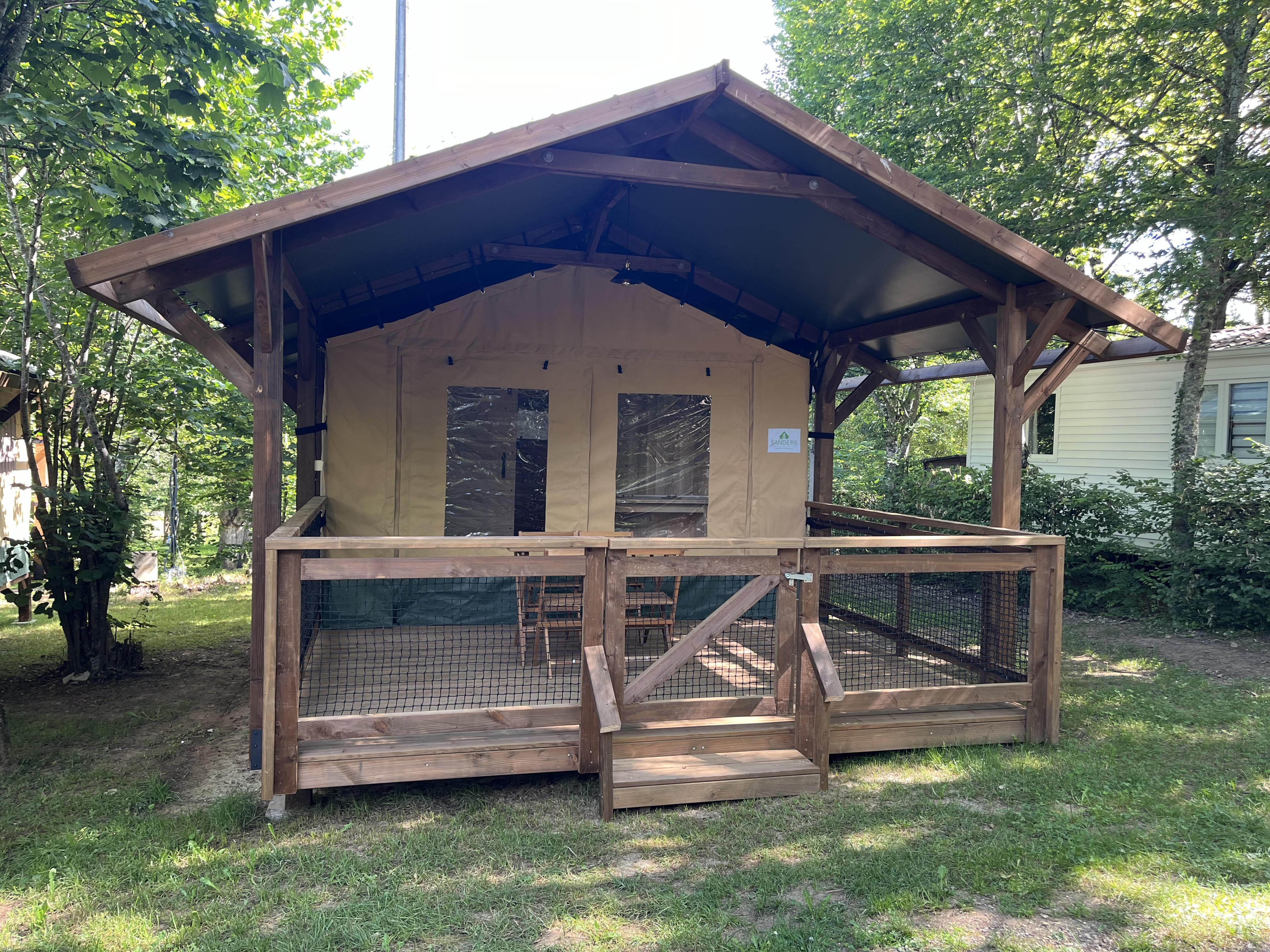 Location - Tente Lodge 2 Personnes - Camping Le Convivial