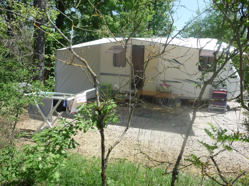 Emplacement Stabilisé (Caravane Ou Camping Car)