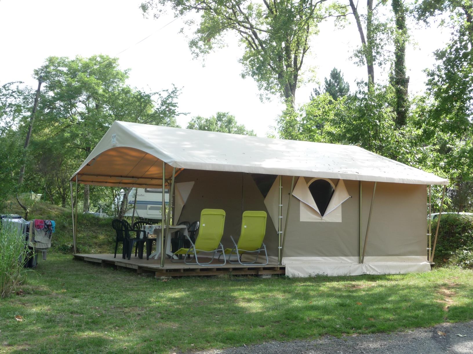 Tente Lodge Canada 5