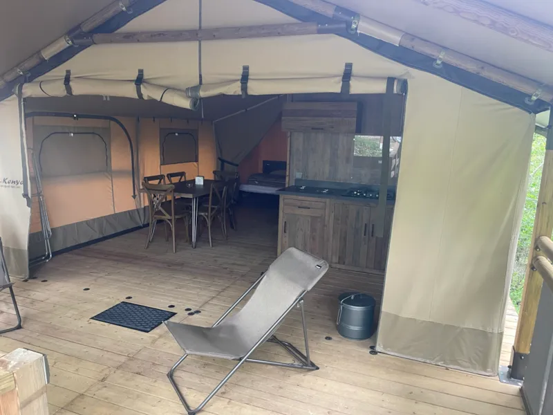 Tente Kenya Avec Sdb