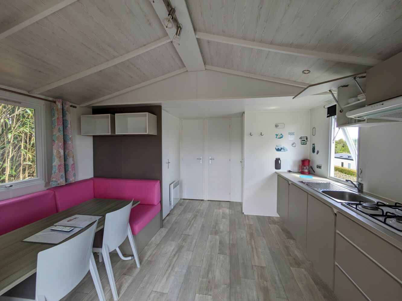 Accommodation - Mobil-Home Loggia Bay 2 Bedrooms - Camping des Moulins