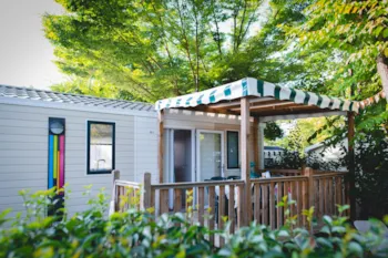Mietunterkunft - Mobil Home Luxe 27M² 4 Pers. - 2 Bedrooms - Semi-Covered Terrace + Dishwasher + Tv - Camping Le Perpetuum