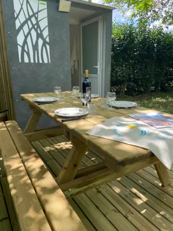 Stellplatz - Forfait Perpetuum (Individual Bathroom + Kitchenette ) - Camping Le Perpetuum
